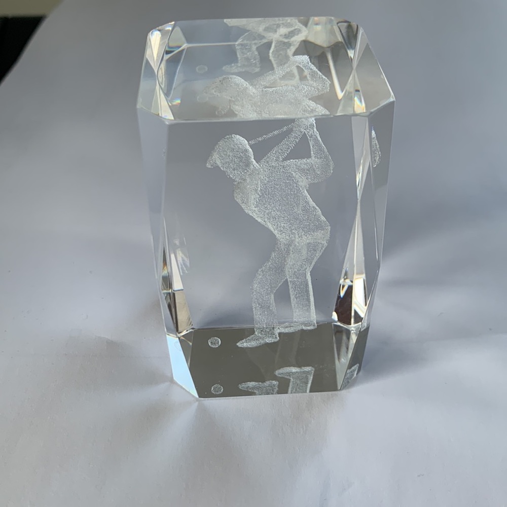 Crystal Glass Cube Paperweight 3-D Laser Etched Male Golfer with Case 3” by 2”